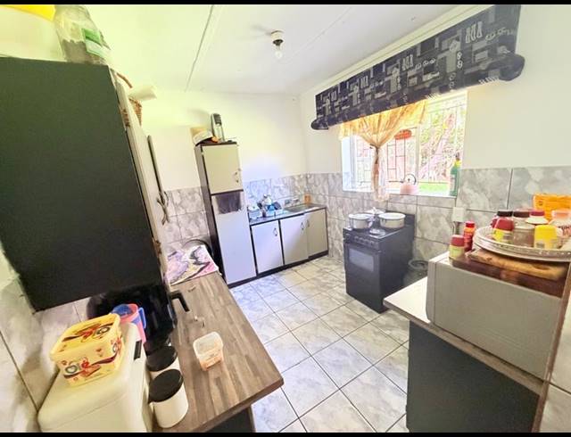 3 BEDROOM HOUSE FOR SALE IN VANDERBIJLPARK CW 5